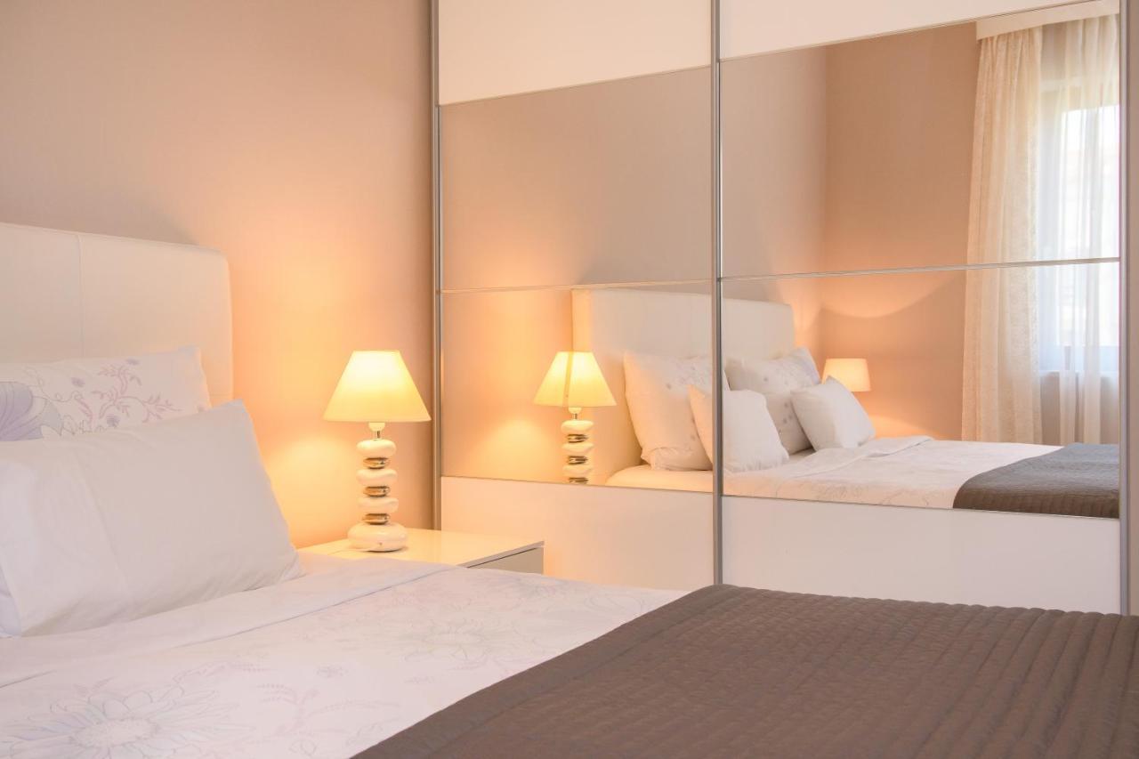 Apartments Dora 포레치 외부 사진